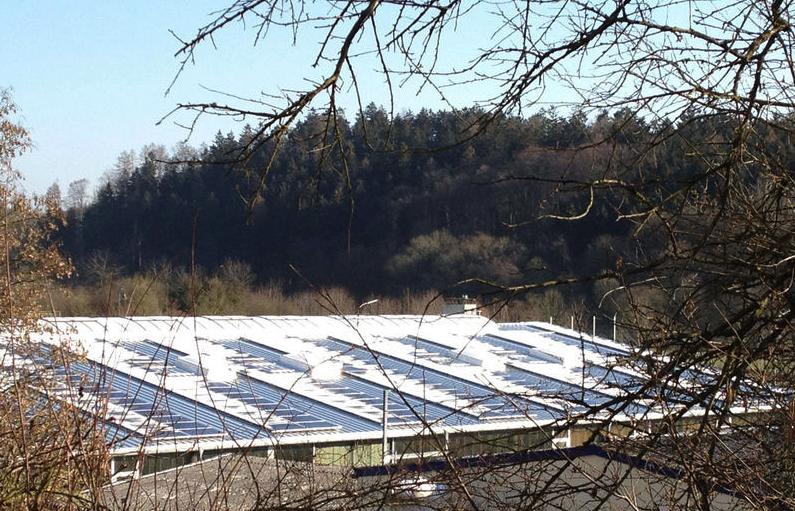 DIENES solar system contributes to CO2 savings of approx. 45 t CO2 per year.